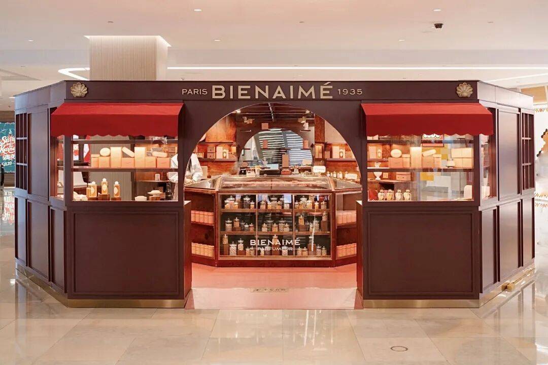 原创品牌」有哪些线下新动作？ iziRetail热点pg电子入口香氛美妆个护：2025至今「海外品牌+(图33)